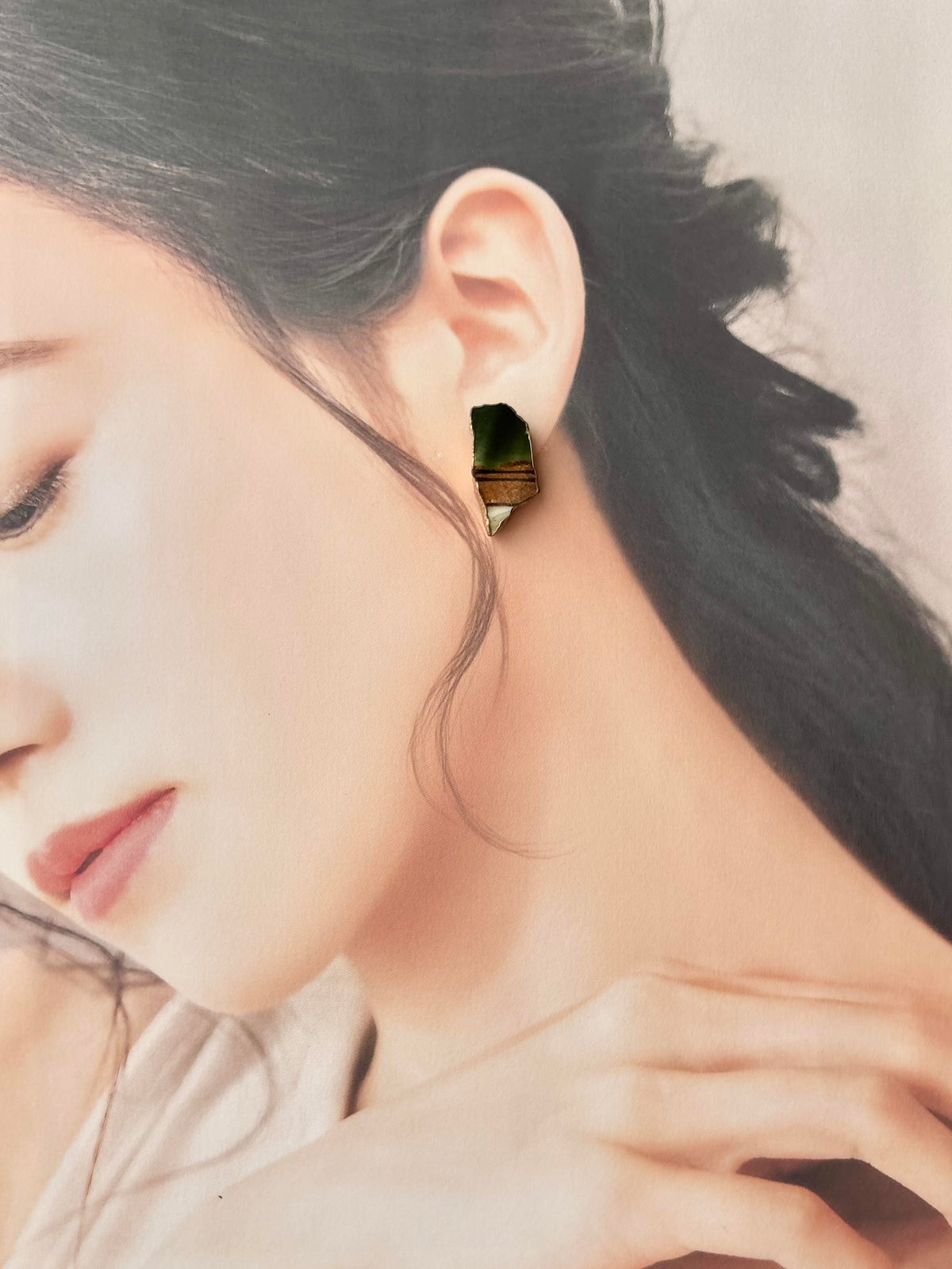 織部焼　金継ぎ　サージカルステンレスピアス　緑　茶色　白　伝統工芸　＃670