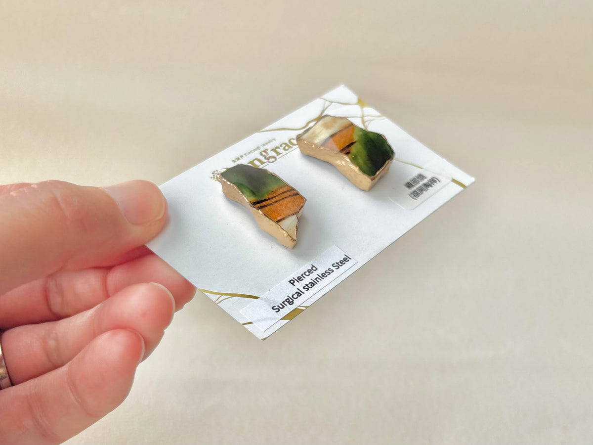 織部焼　金継ぎ　サージカルステンレスピアス　緑　茶色　白　伝統工芸　＃670
