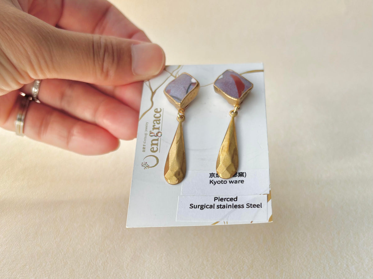 京焼 　金継ぎ　サージカルステンレスピアス　紫　手書き　絵付け　ゴールド　揺れる　伝統工芸　＃691