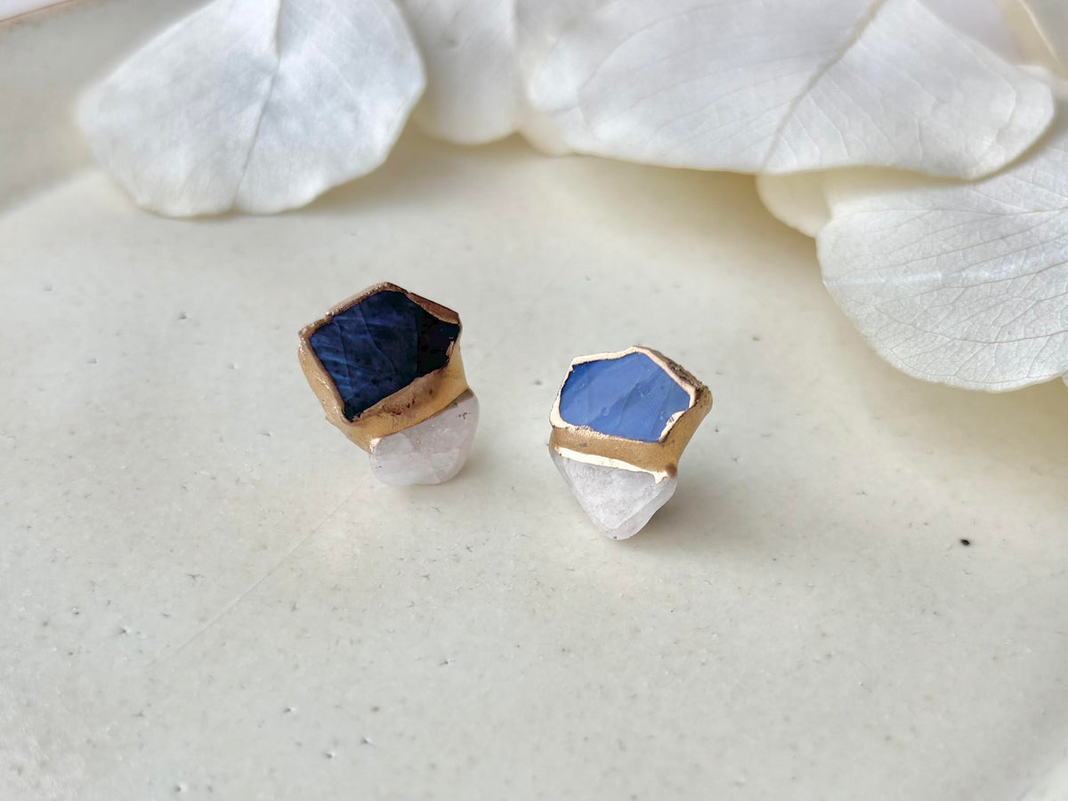 【金具が選べる】萩焼　金継ぎ　ピアス　イヤリング　藍色　モルガナイト　天然石　伝統工芸　＃704