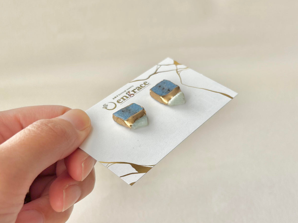 【金具が選べる】萩焼　金継ぎ　ピアス　イヤリング　水色　翡翠　天然石　伝統工芸　＃707