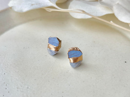 【金具が選べる】萩焼　金継ぎ　ピアス　イヤリング　水色　ブルーレースアゲート　天然石　伝統工芸　＃708