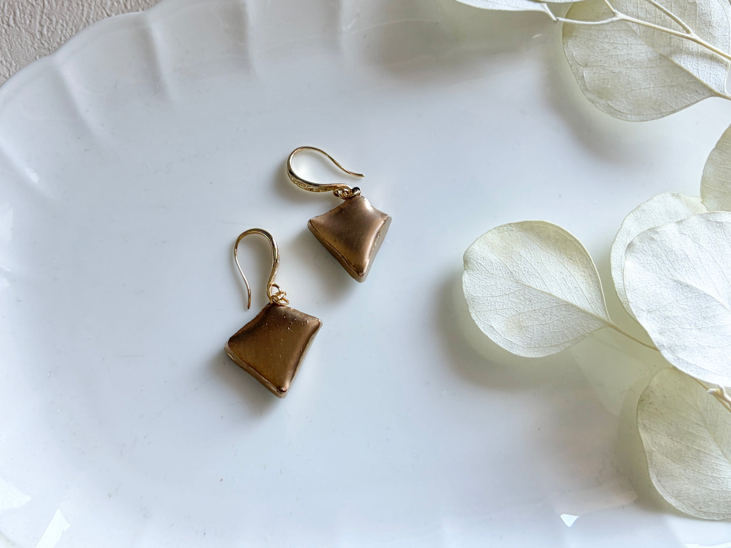 Arita Ware Kintsugi Earrings, Floral & Leaf Pattern, Surgical Stainless Steel, Traditional Craft, #433