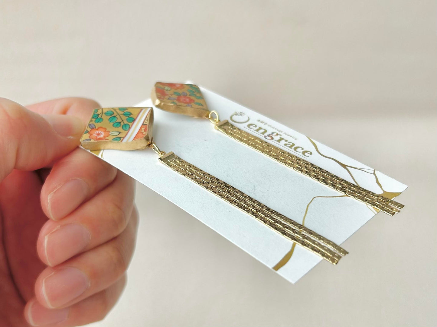 【金具が選べる】有田焼　金継ぎ　ピアス　イヤリング　リーフ柄　花柄　揺れる　ゴールドスウィングパーツ　伝統工芸　＃140