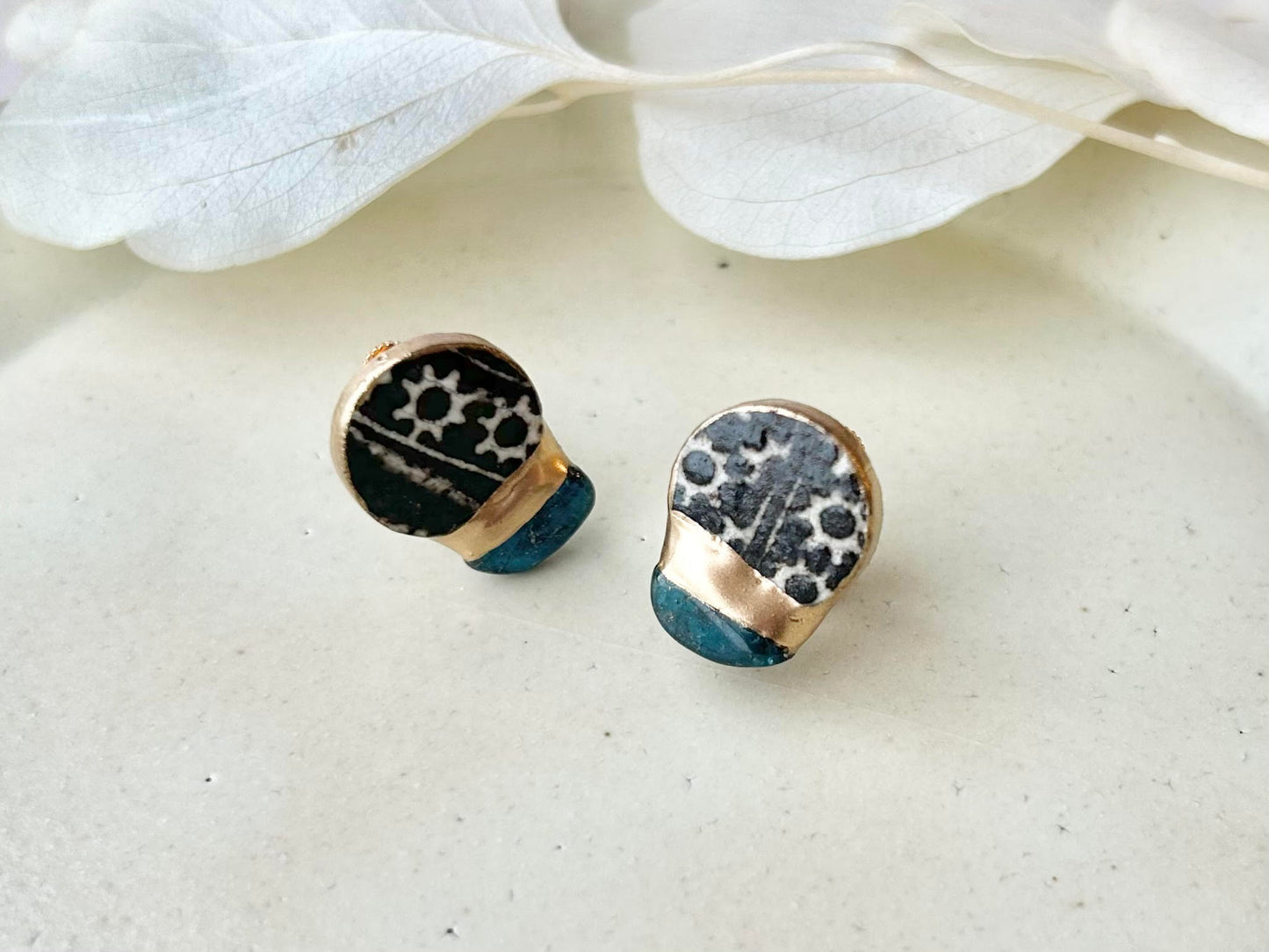 Sea Drifted Porcelain Kintsugi Ring one-size-fits-all 