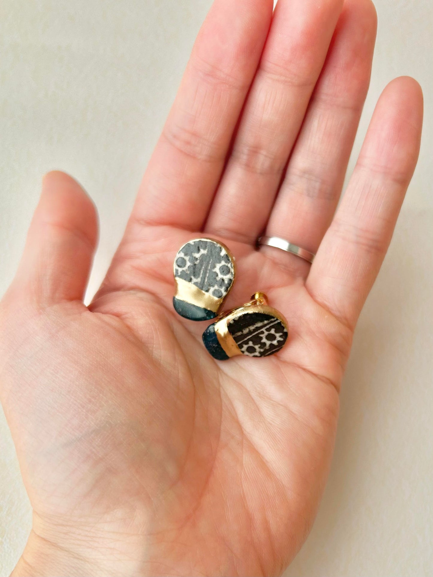 Sea Drifted Porcelain Kintsugi Ring one-size-fits-all 