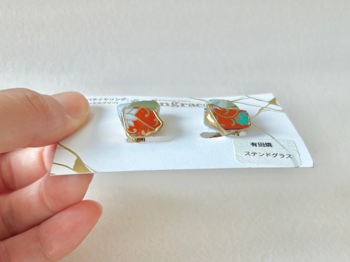 Imari Ware Kintsugi Titanium Earrings Gold Carnelian